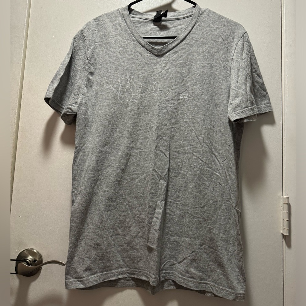 Cat Lady cozy Be Kind t-shirt - size medium